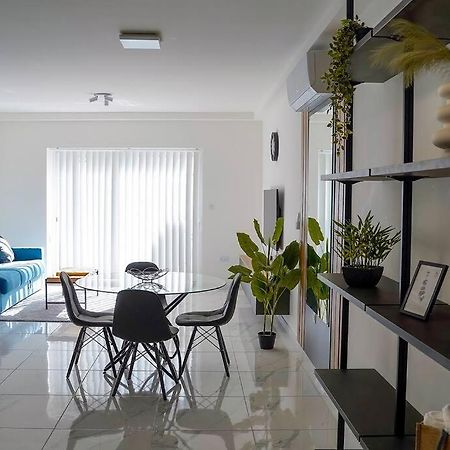 Luxurious Apartment Next To The Sea Gzira Екстер'єр фото